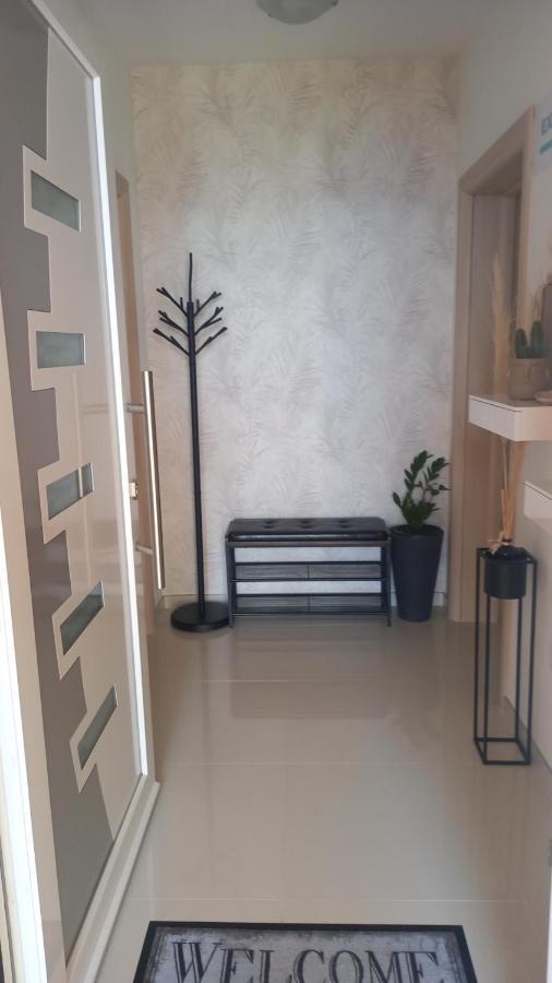 Apartment Dandelion Brela Esterno foto